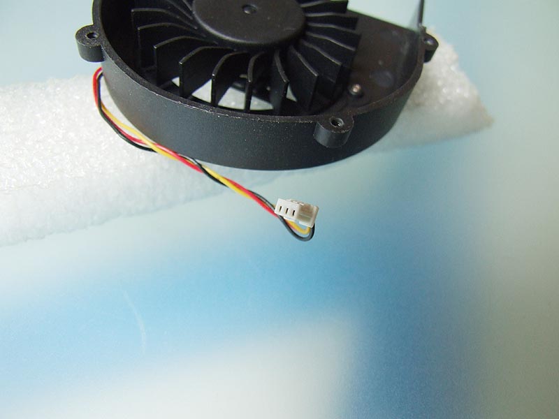 MSI EX600 EX610 EX700 GX400 GX610 M670 MS163C MS1433 MS1435 PR600 VR200 VR201 VR601 (CPU fan)