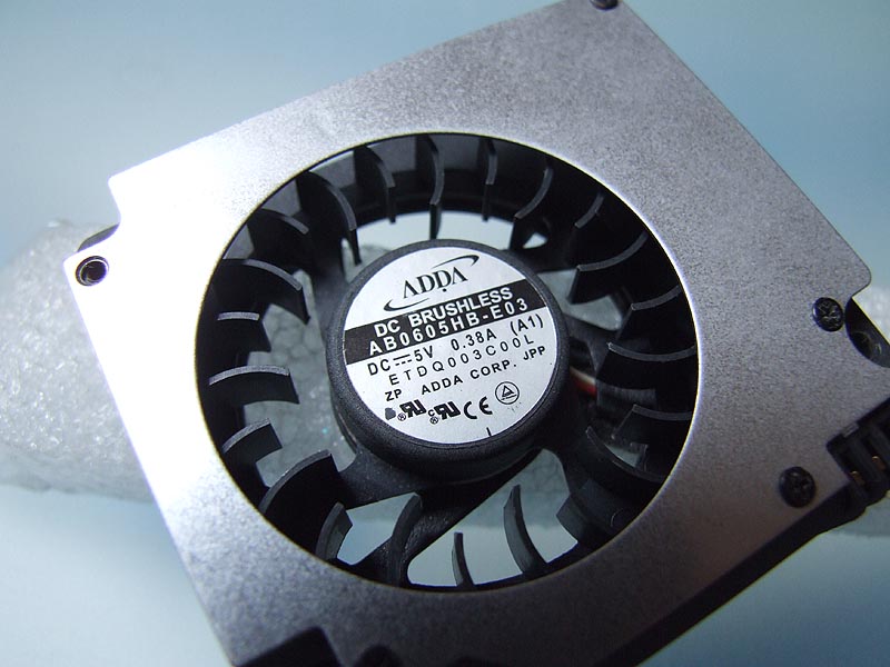 DELL Inspiron 8500 8600 notebook ventilátor (CPU fan)