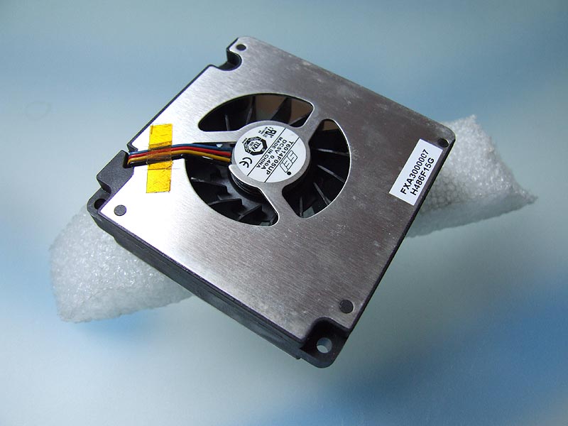 Ventilátor pro notebook DELL Inspiron 3200 8500 8600