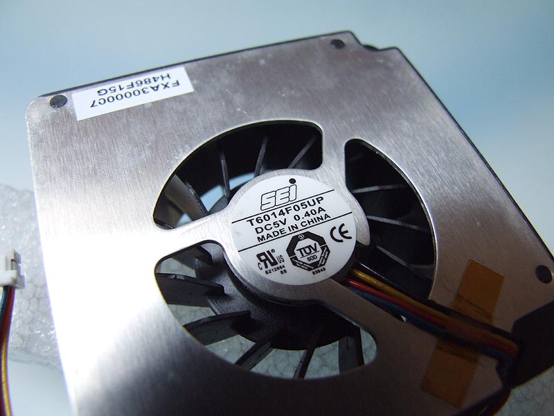 Ventilátor pro notebook DELL Inspiron 3200 8500 8600