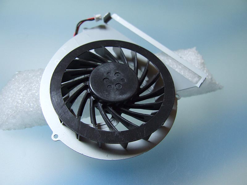 Fujitsu 1415Y ventilátor (CPU fan)