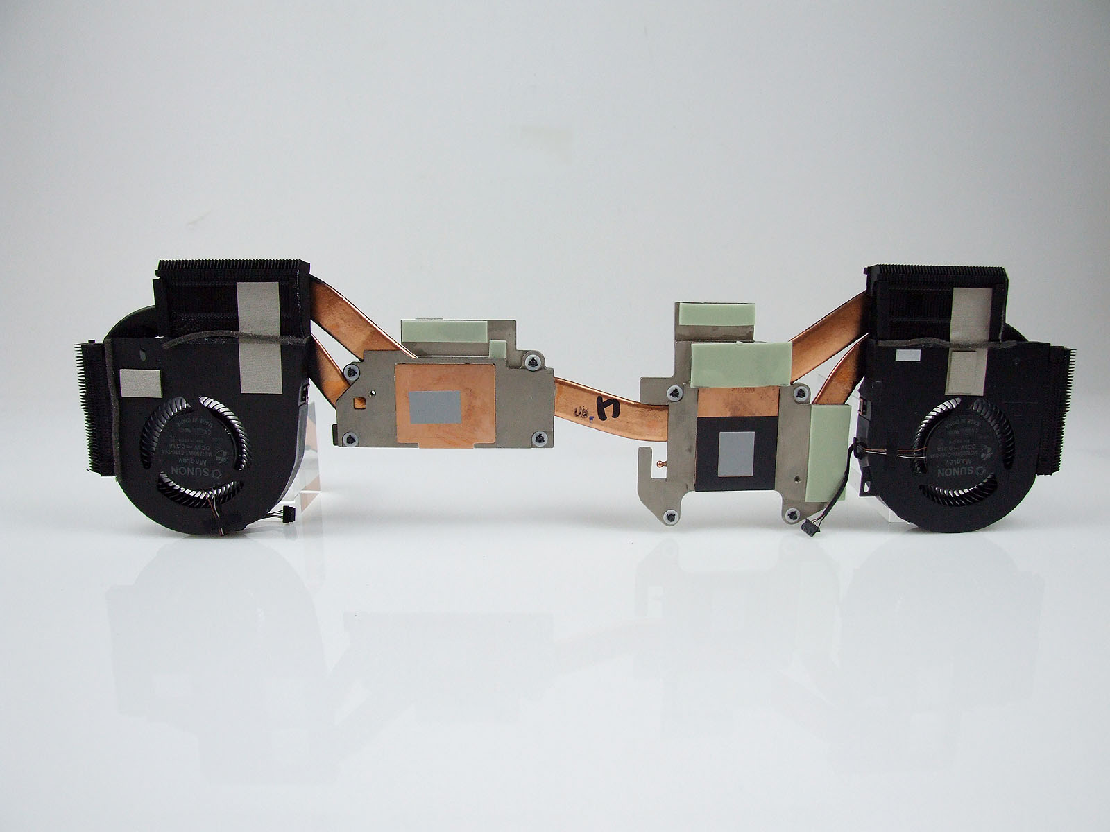 DELL Precision 7530 notebook ventilátor chladič (CPU + GPU fan, heatsink)