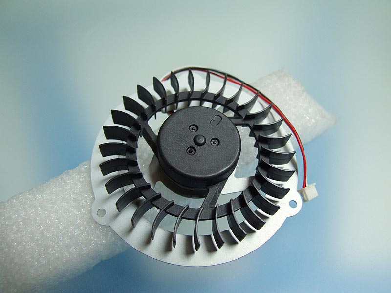 Samsung R463 R464 R467 R468 R470 R517 R518 R519 R520 notebook ventilátor (CPU fan)