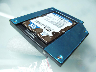 SSD / SATA HDD výměnný rámeček pro IBM Lenovo ThinkPad X60t Z60t Z60m